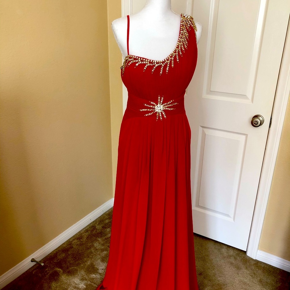 One shoulder evening dress